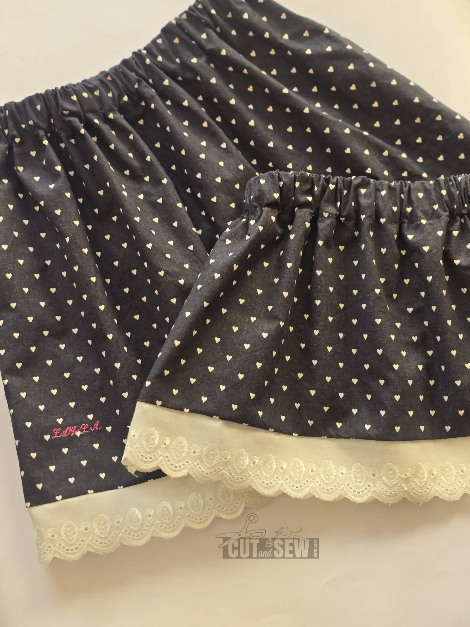 White Hearts Skirt