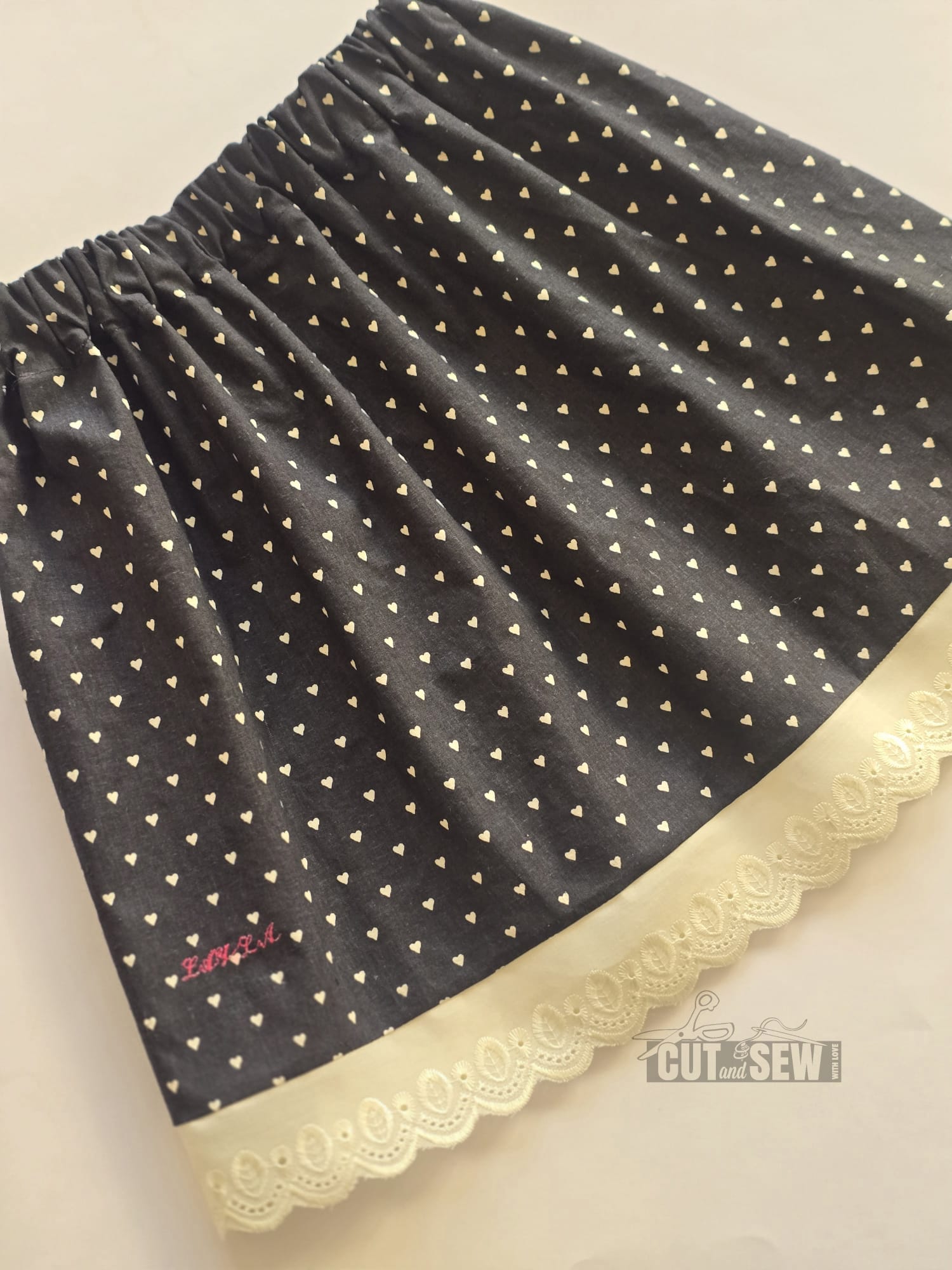 White Hearts Skirt