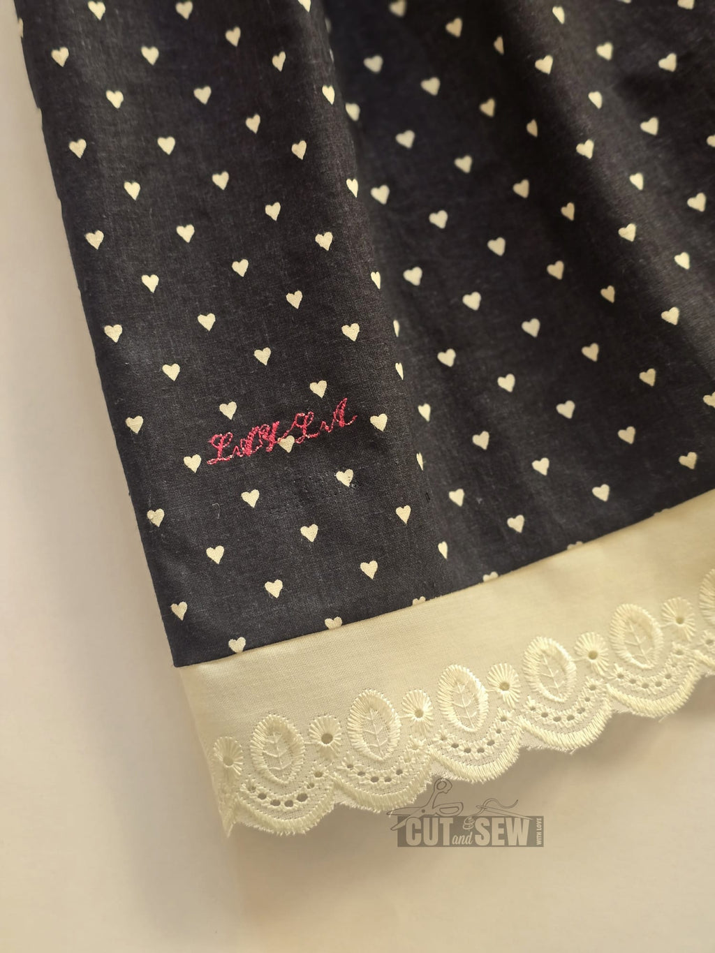 White Hearts Skirt