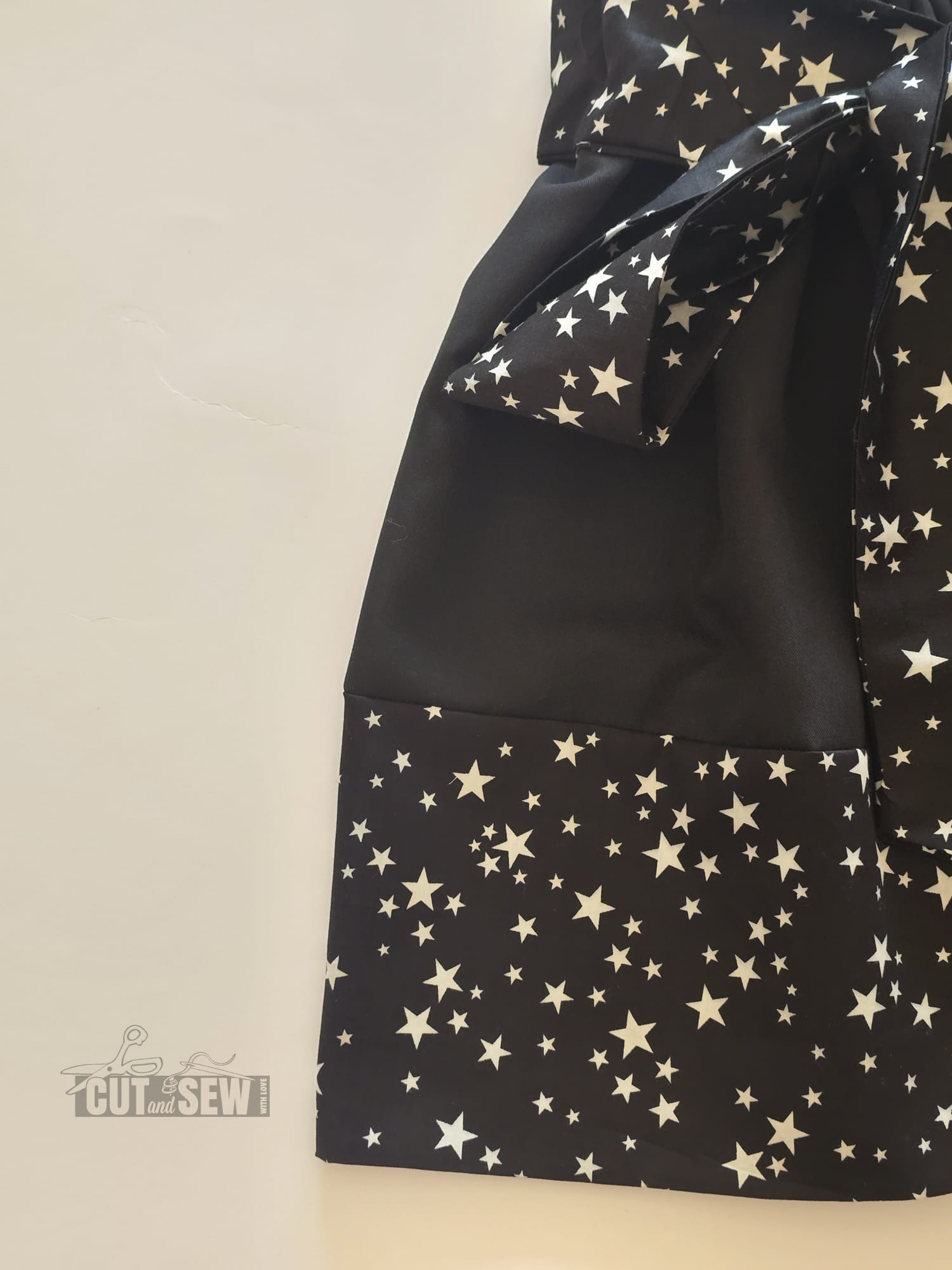 Stars Black Skirt