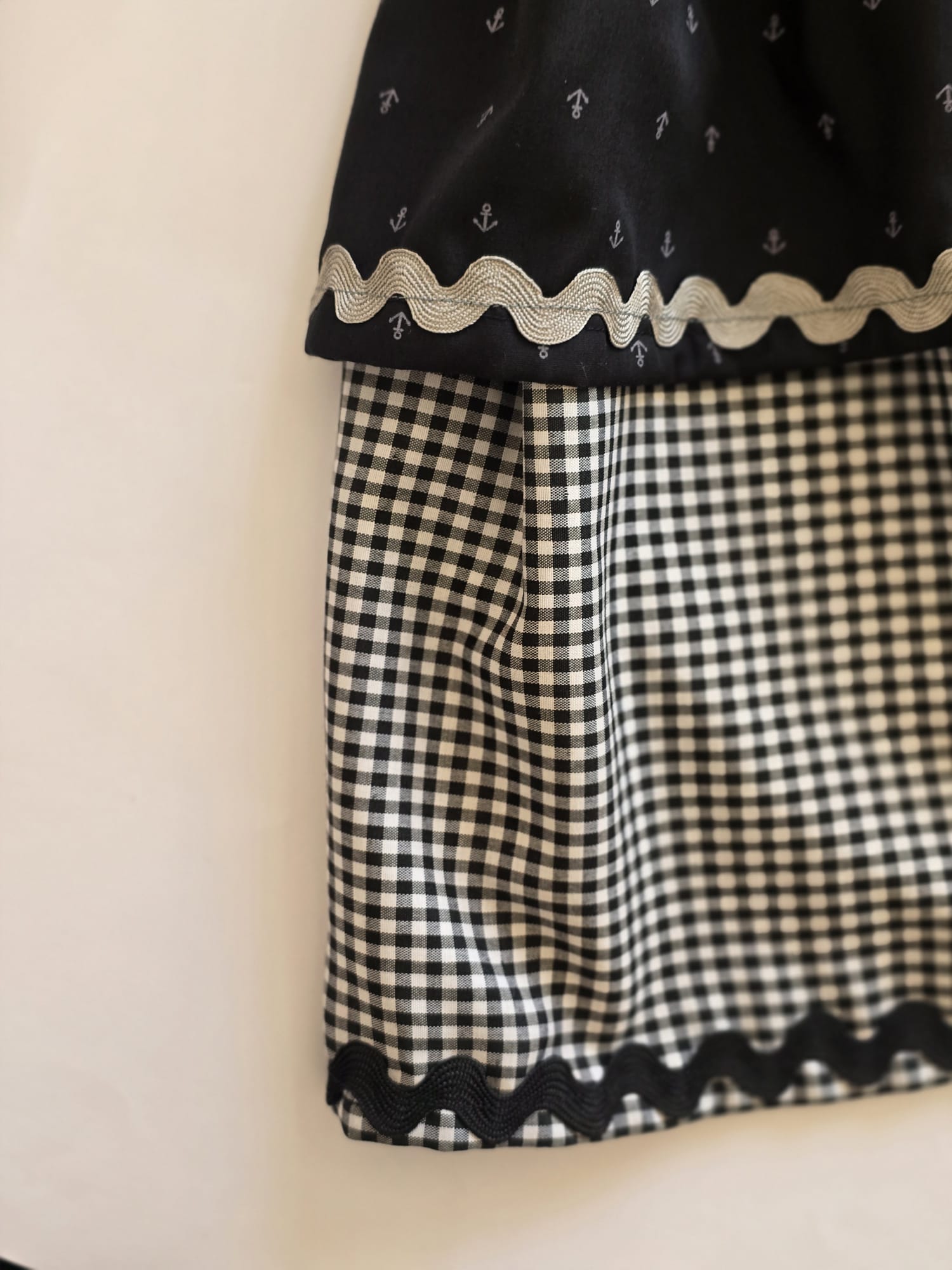 Double Layers Checked Black Skirt
